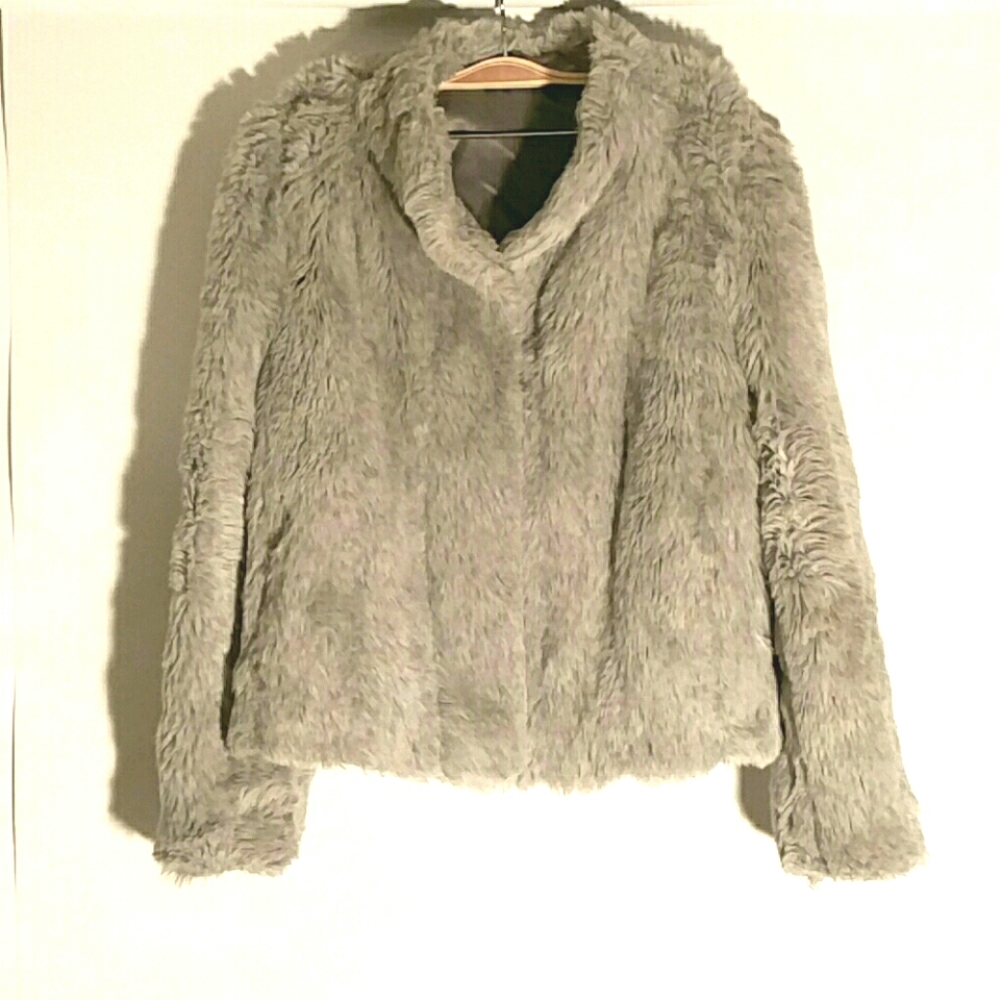 Vintage faux fur (teddy) grey coat European.